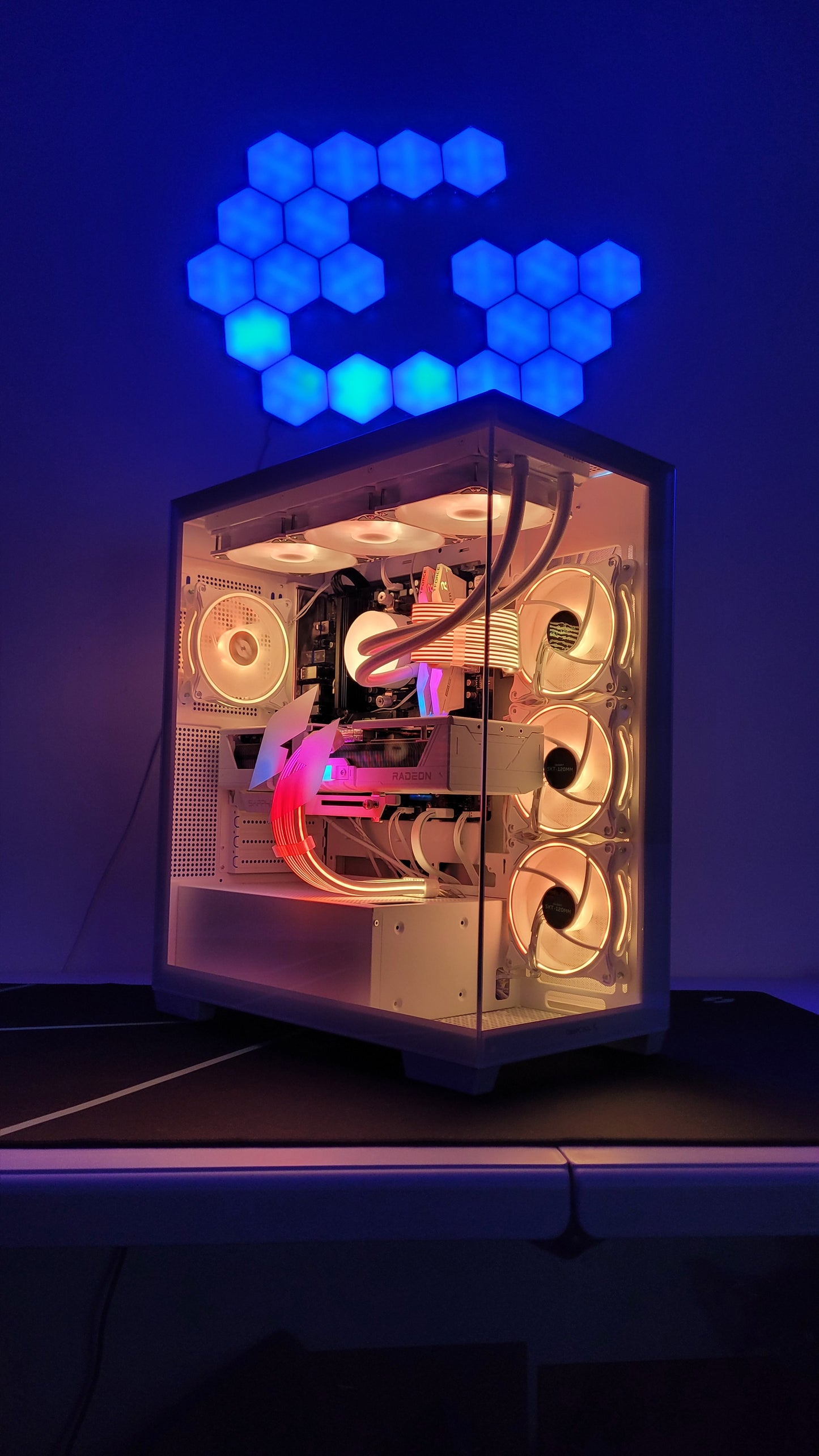 PC Ready-To-Go AMD R7 9700x - RX 9070 XT - 32Gb RAM